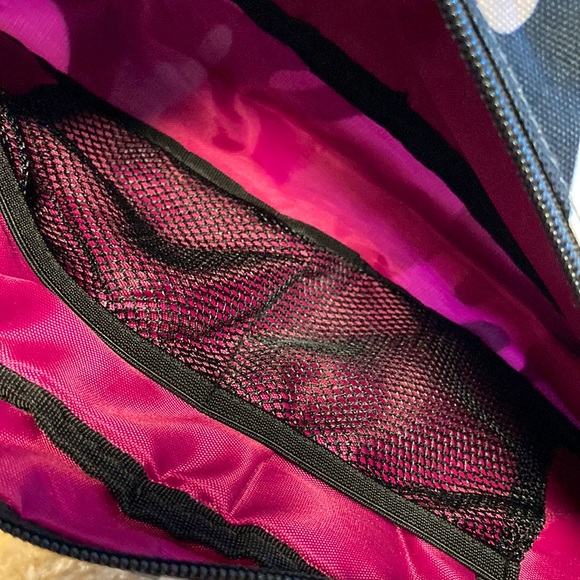 DGK Multi-color camo belt bag. Roomy and lightweight. Adjustable length. - Picture 7 of 8